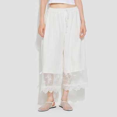  Women's Mid-Rise Bloomer Pants - Wild Fable™