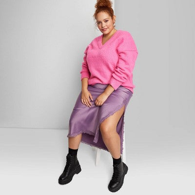  Women's V-Neck Fuzzy Oversized Pullover Sweater - Wild Fable™